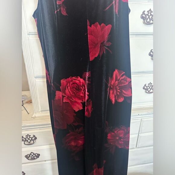 Vintage Velvet Floral Dress‎ - Picture 12 of 16